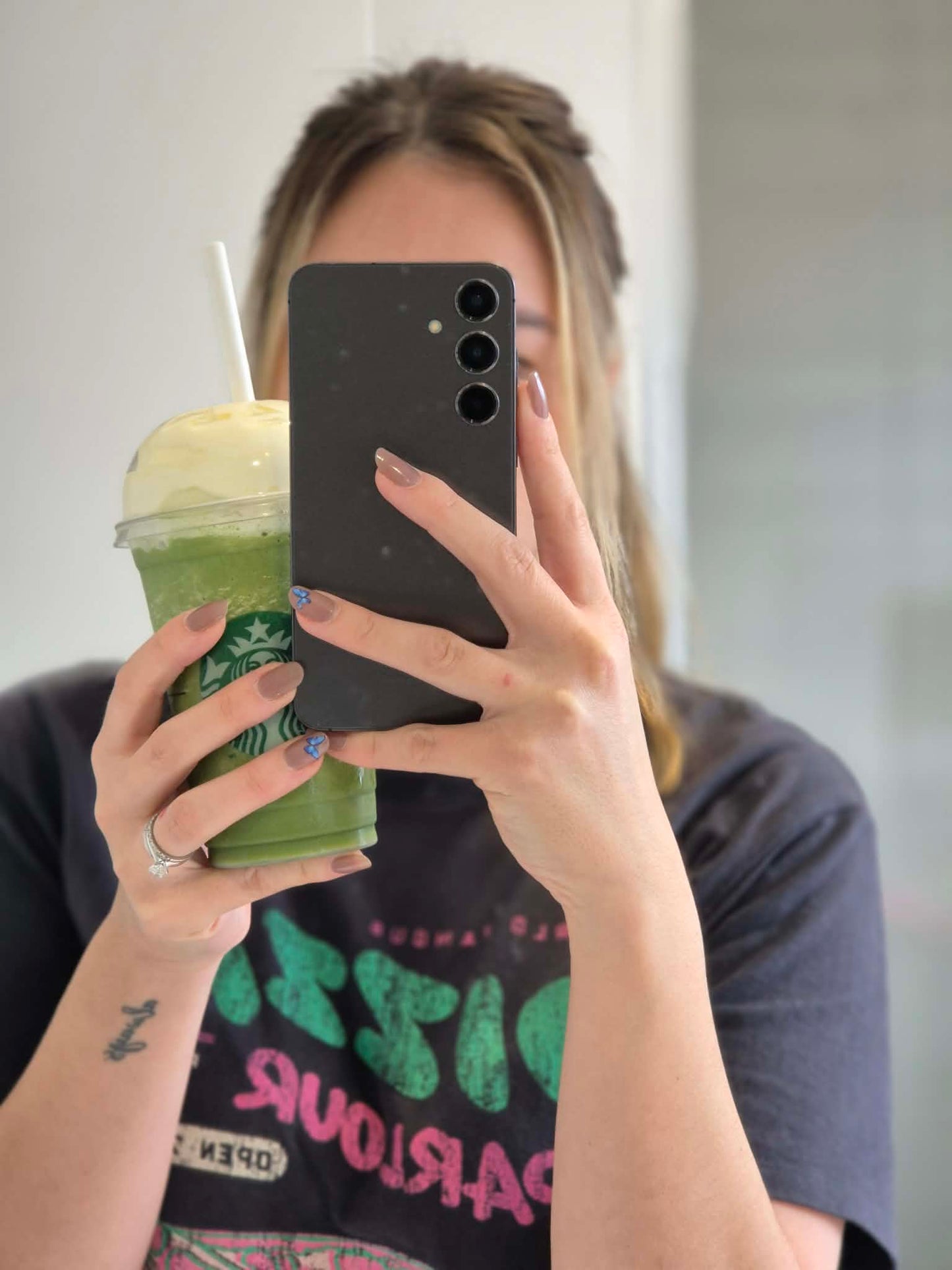 I said she was the bomb!